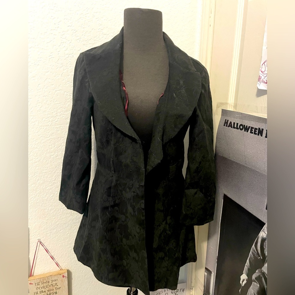 Adorable black and red vintage blazer.